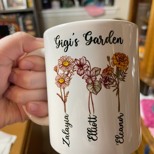 Personalized Gigi's Garden Birth Flower Mug with Grandchildren Name For Christmas Gift Ideas