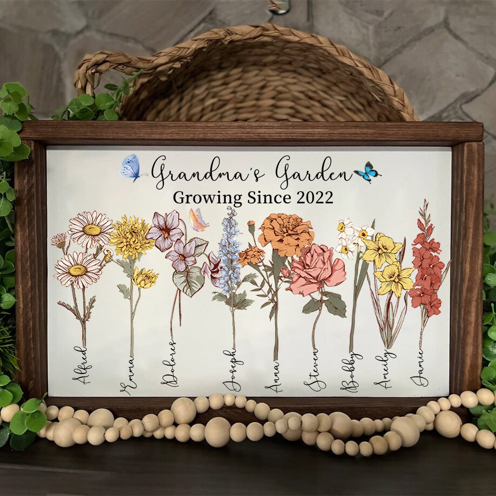 Personalized Grandma's Garden Wooden Frame With Grandchildren Birth Month Flower and Name For Mom Grandma Mother's Day Gift