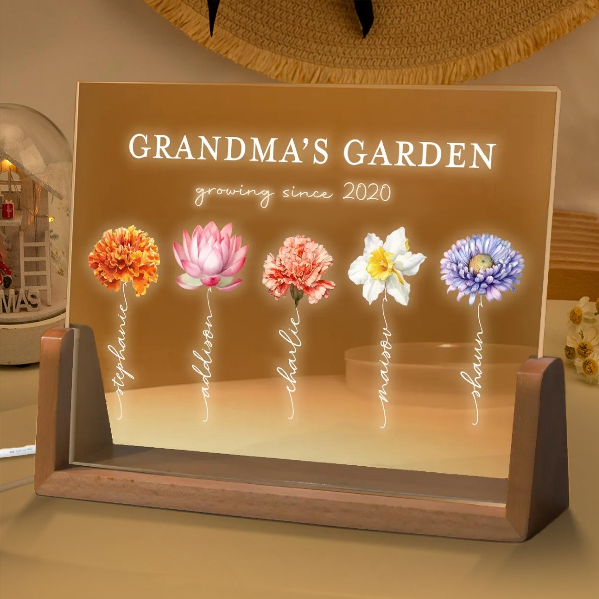 Personalized Grandma's Garden Birth Month Flower LED Night Light with Grandchildren Name For Mom Grandma Birthday Mother's Day Gift